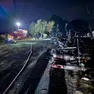 I camper completamente distrutti dalle fiamme