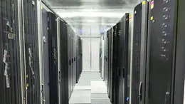 L’interno di un data center di Engineering per l’intelligenza artificiale