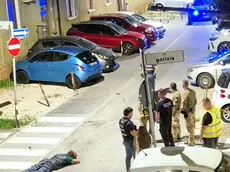 A chiamare il 113 le persone attirate dalle grida e dalle urla