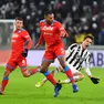 Juan Jesus in azione con il Napoli, ora da svincolato sta valutando le offerte in arrivo per l’anno prossimo