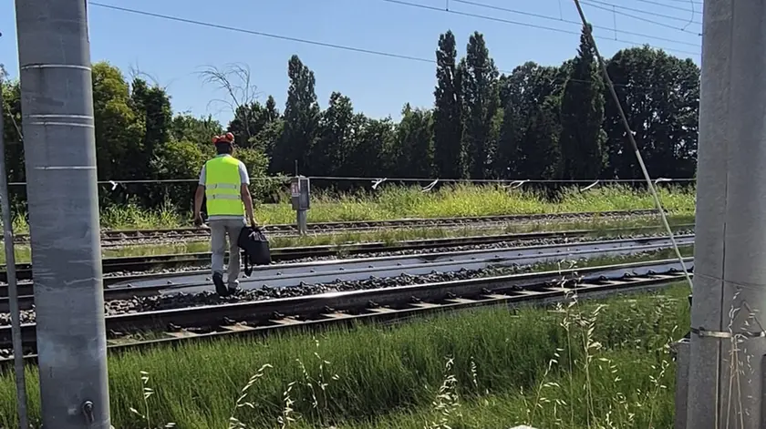 I binari nei pressi del luogo della tragedia
