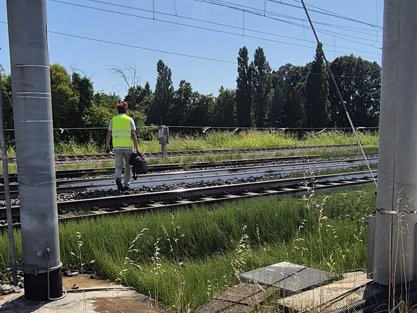 I binari nei pressi del luogo della tragedia