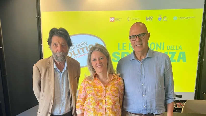 Massimo Cacciari, Sara Santi e Nicola Pellicani