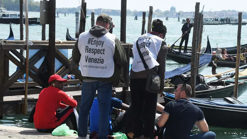 Gli steward informativi di Enjoy Respect Venice