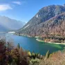 Una veduta del lago di Raibl a Cave del Predil.