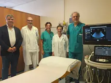 Il personale della Cardioncologia di Chioggia con il dg dell'Usl 3 Massimo Zuin