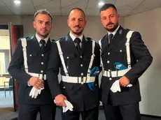 I tre agenti di polizia penitenziaria che hanno salvato la bimba in auto