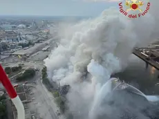 L'incendio al terminal Multiservice a Porto Marghera