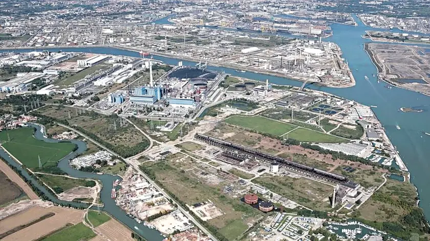Una veduta dall’alto di Porto Marghera