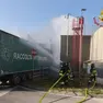 I vigili del fuoco sul luogo dell'incidente