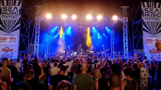 Un evento musicale in centro a Sottomarina