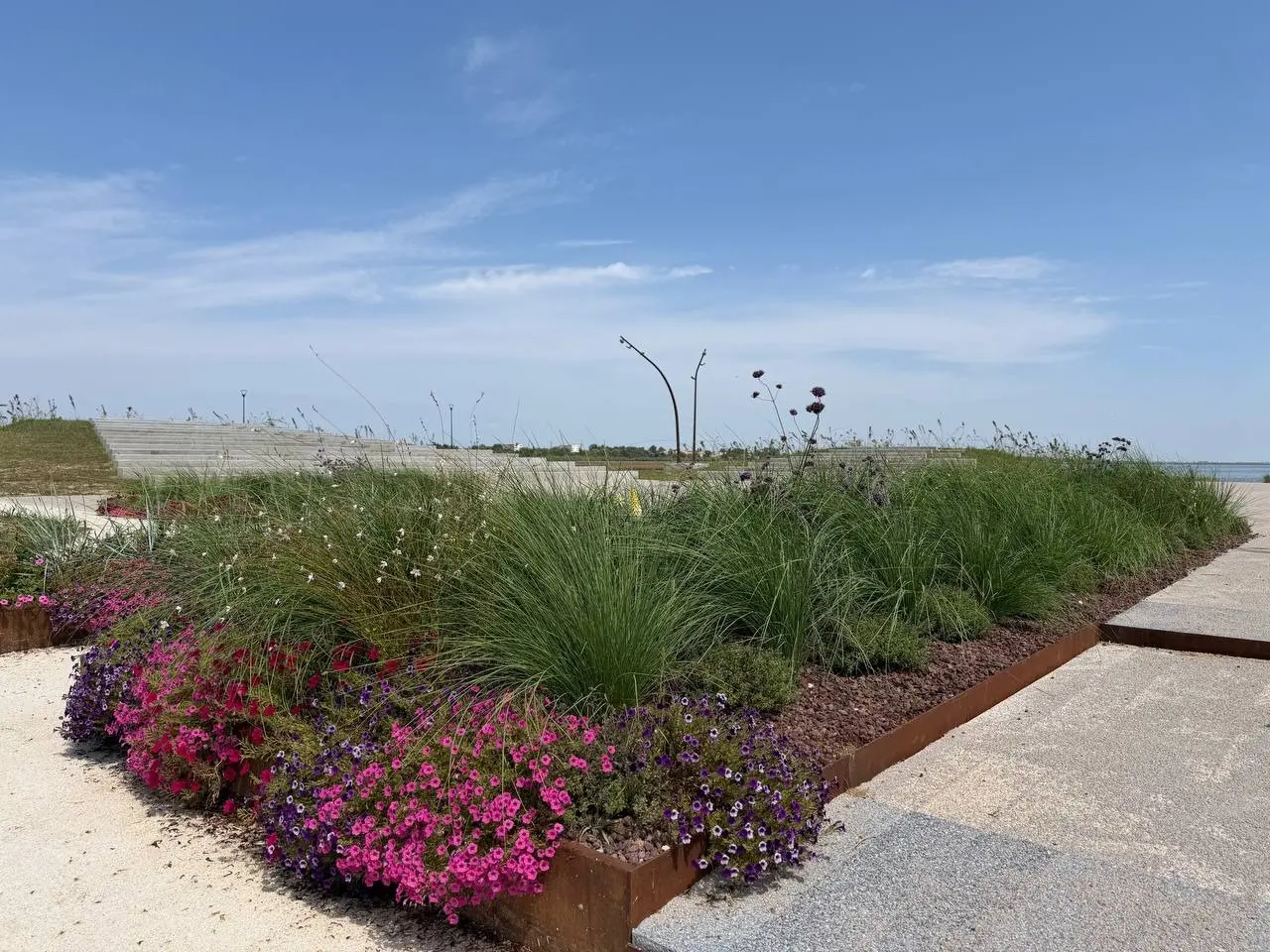 L'ampliamento fa parte del recupero dell’area della cosiddetta “Spiaggetta verde di San Giuliano”