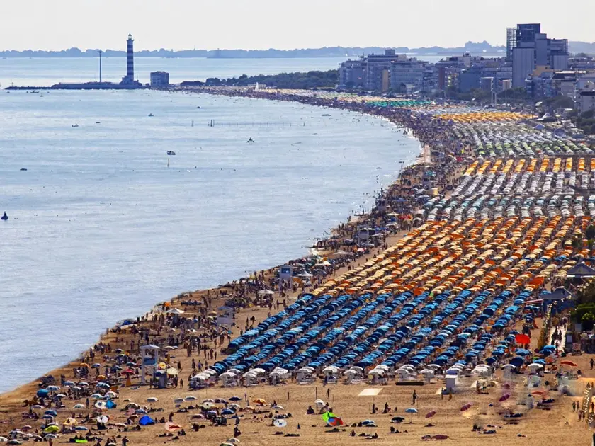 Divide la proposta di rimuovere i pontili da Jesolo