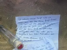 La lettera che si trovava all'interno della bottiglia