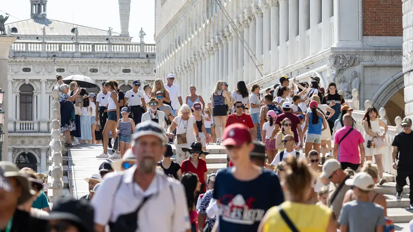 Allarme borseggiatori a Venezia