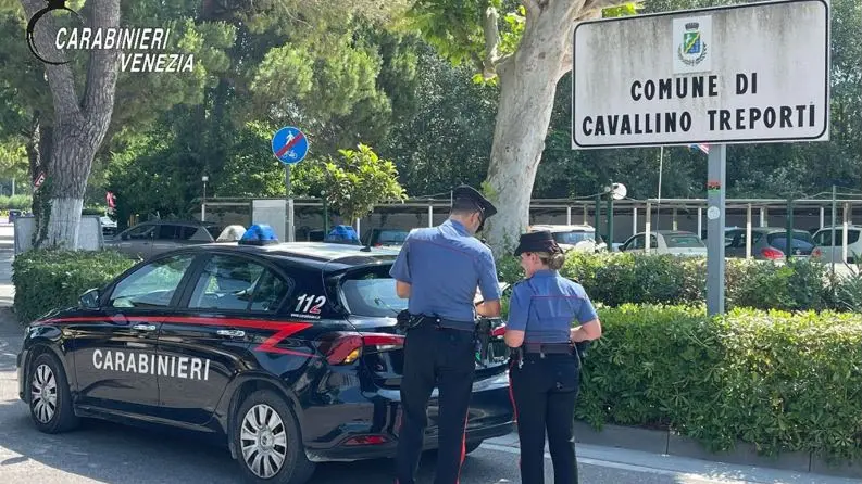 L'uomo è stato arrestato dai carabinieri