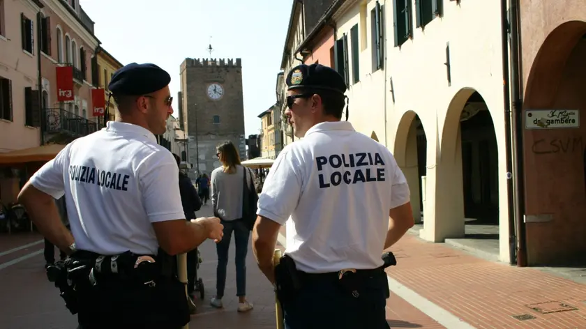 https://images.nuovavenezia.it/view/acePublic/alias/contentid/1t46raaj8aw6ncd5m0m/0/pminviapalazzo2.webp?f=16%3A9&amp;w=840