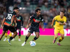 In primo piano il capitano del Venezia Gianluca Busio (Venezia Fc)
