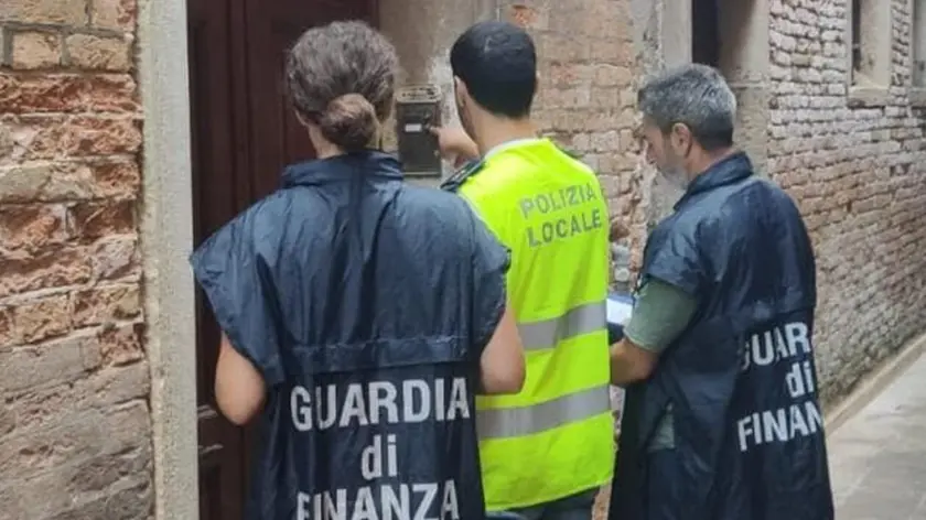 I controlli effettuati da Polizia Locale e Finanza