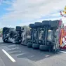 L’autocisterna ribaltata