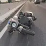 La moto del settantacinquenne di Trieste finita contro il guardrail sull'A4 a Portogruaro