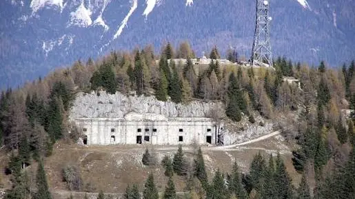 Il forte di Col Vidal sopra Lozzo di Cadore