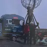 Pietro Chizzo con la sua Vespa a Capo Nord