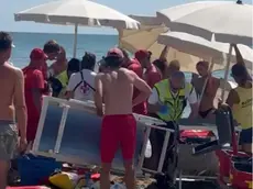 I soccorsi in spiaggia a Caorle