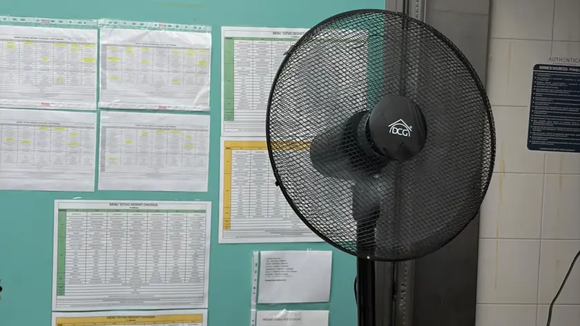 Cucina ospedale con il ventilatore