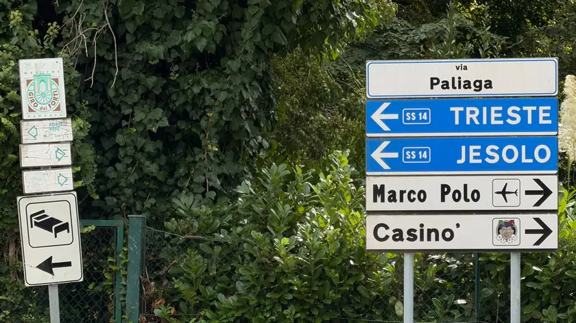 La via in cui si è verificato l'incidente (foto Pòrcile)