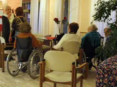 Anziani in casa di riposo