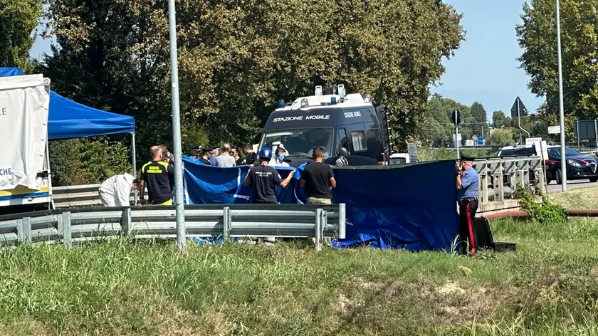 Il ritrovamento del cadavere (Foto Piran)