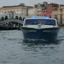 La polizia ha arrestato l'uomo