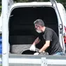 Uno degli pneumatici recuperati dall’auto dell’uomo (Foto Piran)
