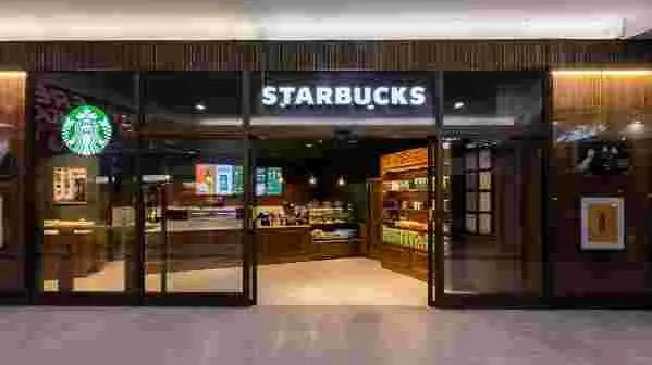 Il nuovo punto vendita Starbucks