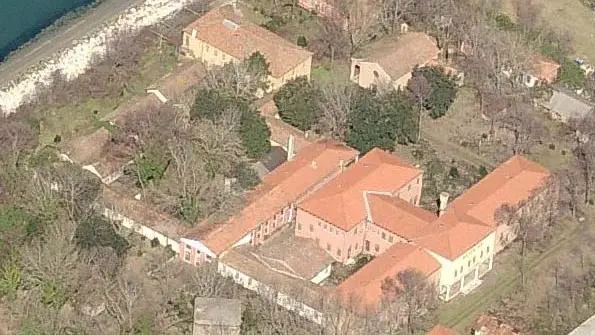L'ex convento delle suore Canossiane a Ca' Roman sarà demolito per costruire alcune villette