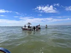 Le ricerche del corpo della donna dispersa in laguna