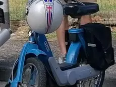 Il Ciao azzurro sparito dal garage condominiale