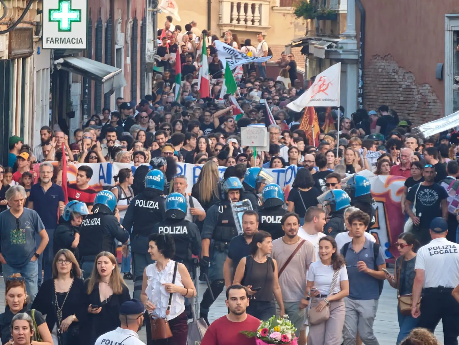 Il corteo