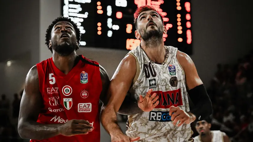 Un momento della sfida (foto Editoriale Report)