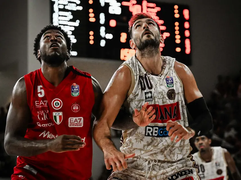 Un momento della sfida (foto Editoriale Report)