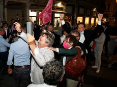 L'ex sindaco Luigi Brugnaro e la festa per le elezioni vinte nel 2020