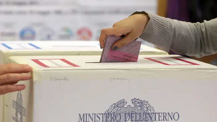 Per la Città Metropolitana il voto è riservato a sindaci e consiglieri comunali