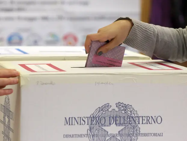 Per la Città Metropolitana il voto è riservato a sindaci e consiglieri comunali