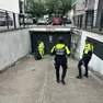 L'intervento della polizia insieme agli operatori di Veritas