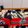 Inneggiava al suprematismo e aveva armi bianche in casa, arrestato 17enne