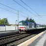 UN TRENO IN TRANSITO ALLA STAZIONE FERROVIARIA FERROVIARIA SAN TROVASO DI PREGANZIOL
