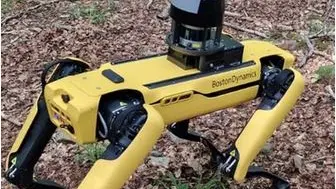 Uno dei prototipi di “cane robot” in uso in agricoltura in vari Paesi