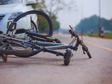 Petizione per chiedere il casco obbligatorio per chi va in bici