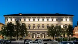 La sede di Edizione Holding in piazza Duomo a Treviso